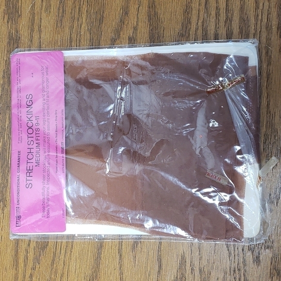 Vintage 60s 70s Nylon Tan Stockings New in Package NIB Deadstock - Picture 2 of 8